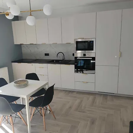 Zatoka Rum i privatbostad Mechelinki